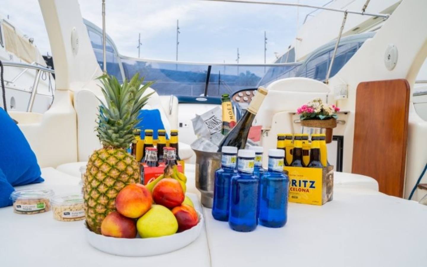 Croisière sur un yacht de luxe à Barcelone - Avec skipper