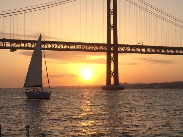 Location voilier à Lisbonne avec skipper