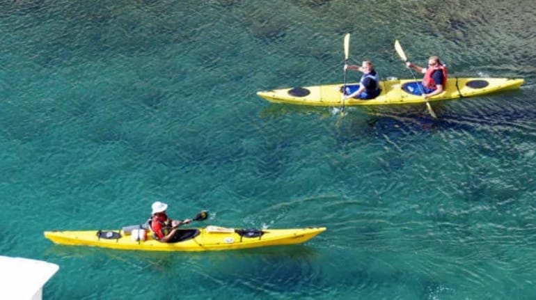 Canoë kayak dans les calanques de La Ciotat