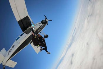 Saut en parachute tandem à Rochefort