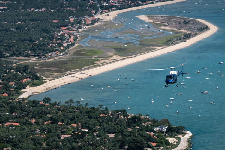 Vol privatif en hélicoptère à Bordeaux