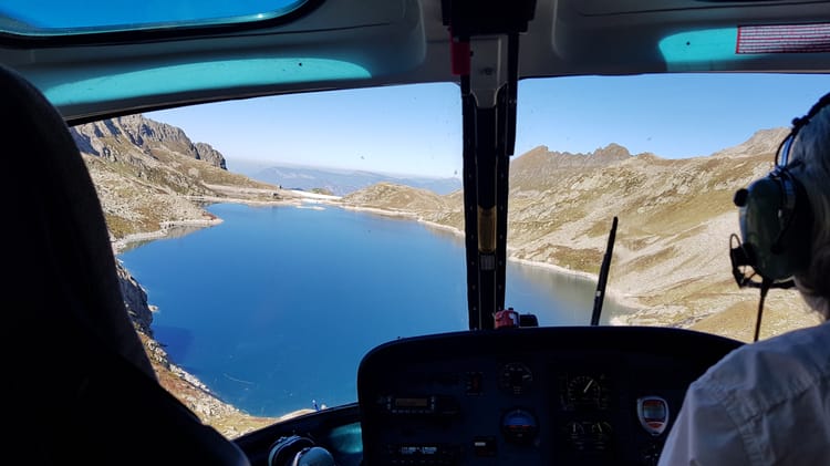 Vol d'initiation de pilotage en hélicoptère à Vannes
