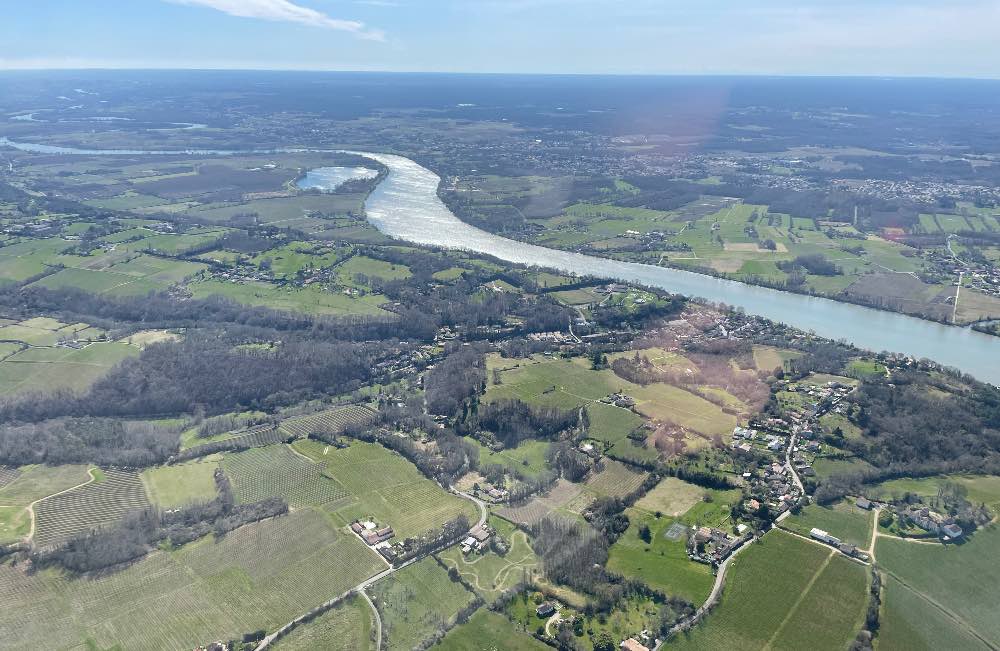 Vol en hélicoptère au-dessus de Bordeaux