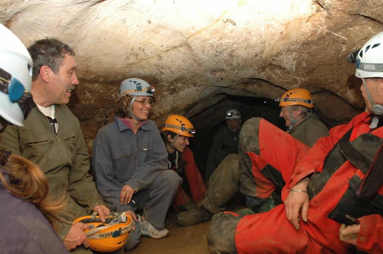 Spéléologie aventura grotte à 15mn de Nimes (30140)