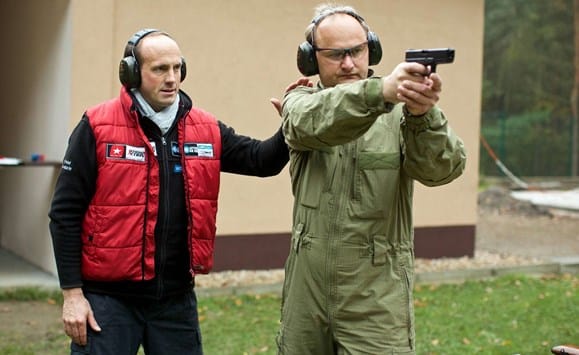 Shooting AK-47 à Prague et tir d'armes à feu - EVG, EVJF - Teambuilding 