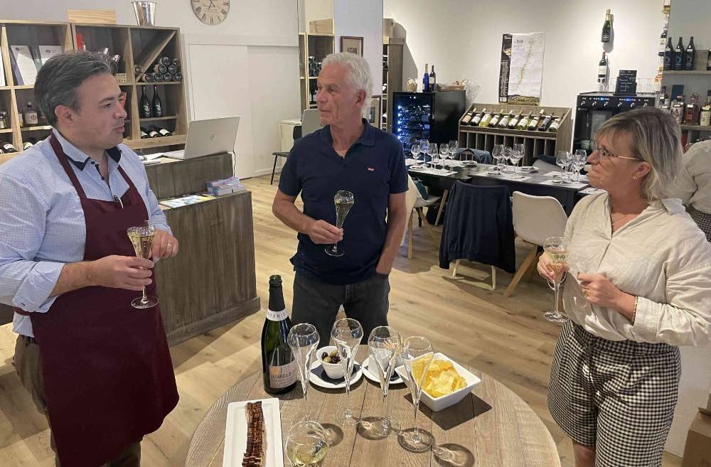 Atelier dégustation de vin et fromage à Annecy