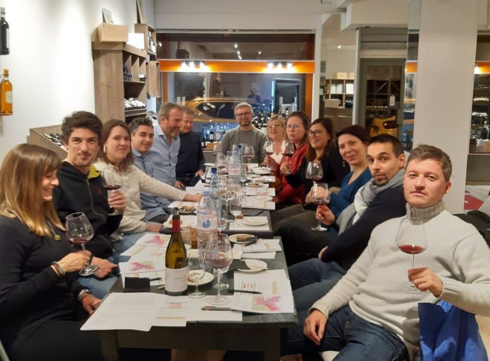 Atelier dégustation de vin et fromage à Annecy