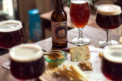 Activité dégustation de bières, tapas et fromage à Madrid