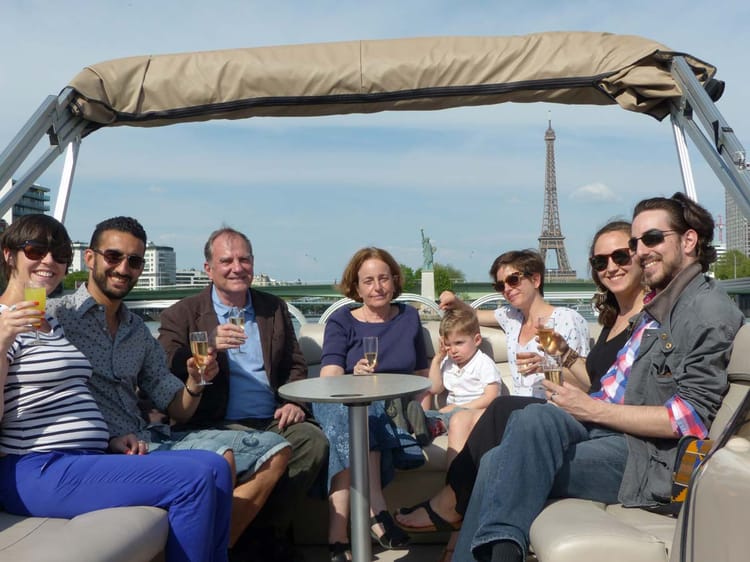 Croisière privée à Paris en petit comité sur la Seine