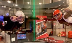 Simulateur de chute libre intérieur à Prague