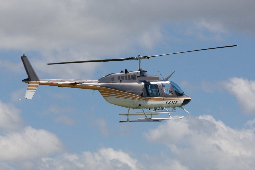 Vol en hélicoptère au départ de l'aéroport de Tours - au-dessus des Châteaux de la Loire