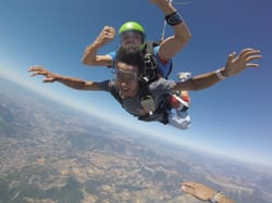 Saut en parachute près de Gap en région PACA
