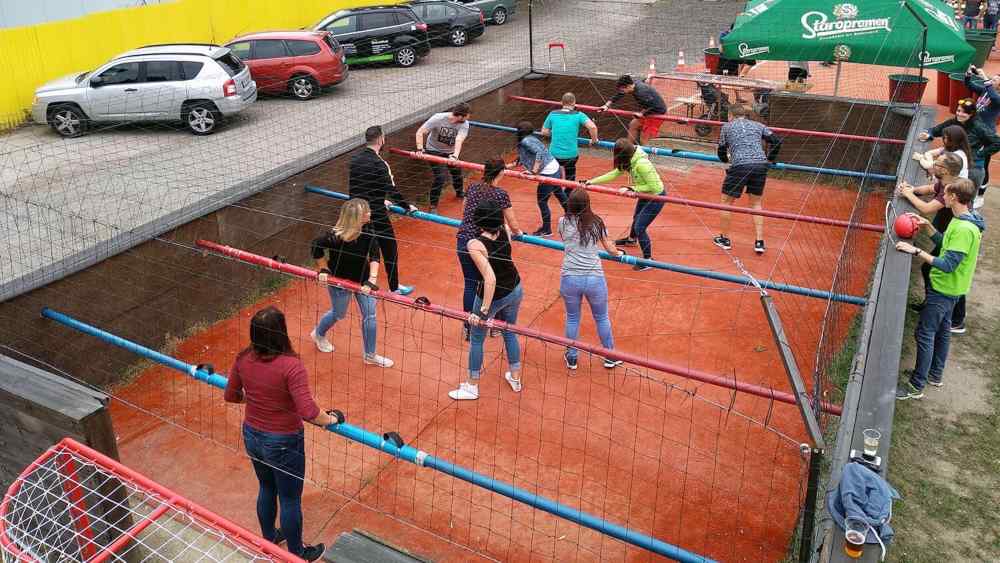 Multi-activité à Prague - fléchette, beer pong, babyfoot humain 