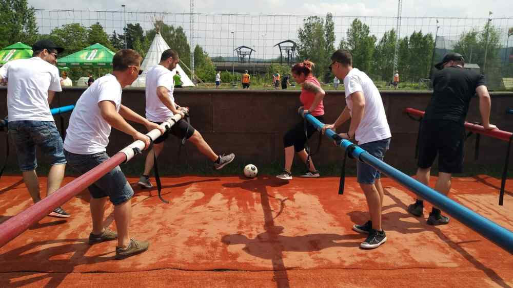 Multi-activité à Prague - fléchette, beer pong, babyfoot humain 