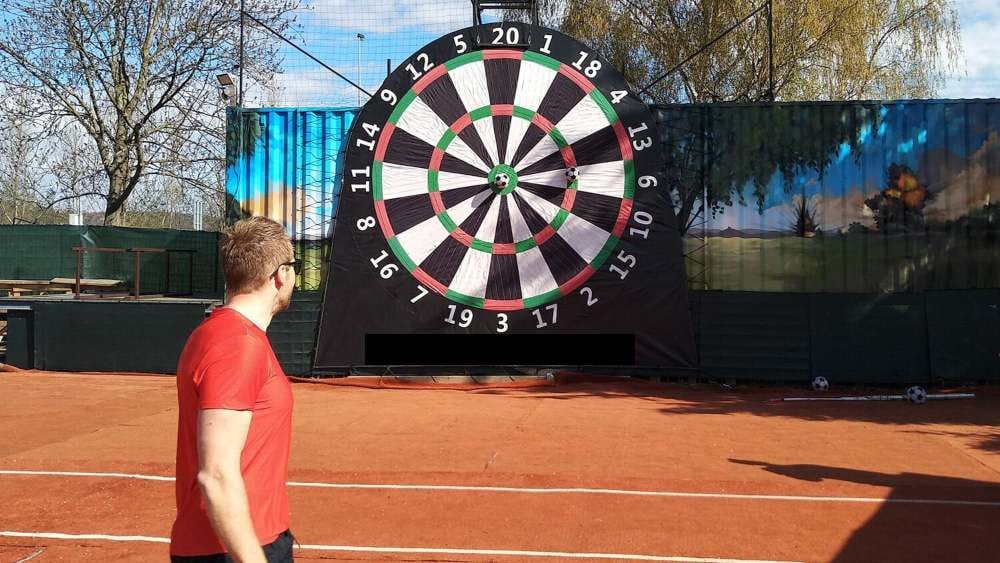 Multi-activité à Prague - fléchette, beer pong, babyfoot humain 