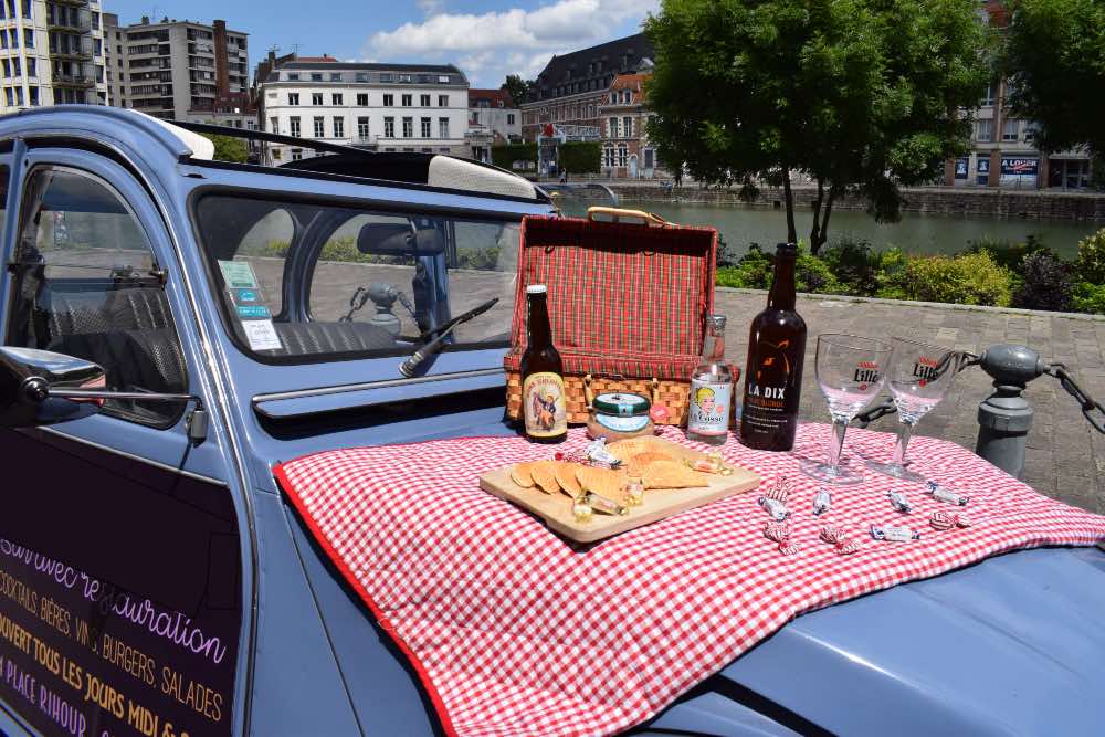 Balade à thème en 2 CV à Lille