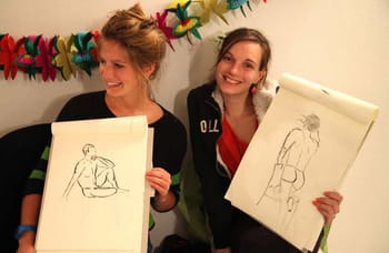 Cours de dessin sur modèle Chippendale pour EVJF à Paris !