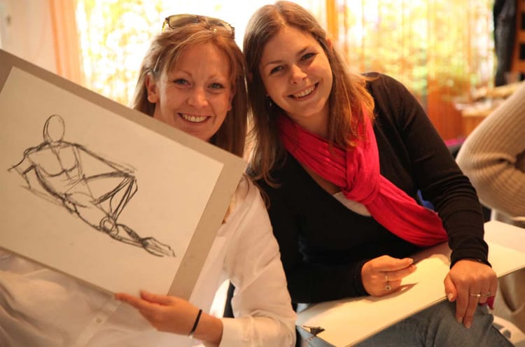 Cours de dessin sur modèle Chippendale pour EVJF à Paris !