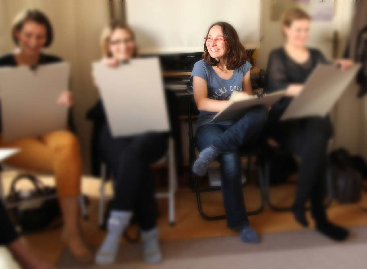 Cours de dessin sur modèle Chippendale pour EVJF à Paris !