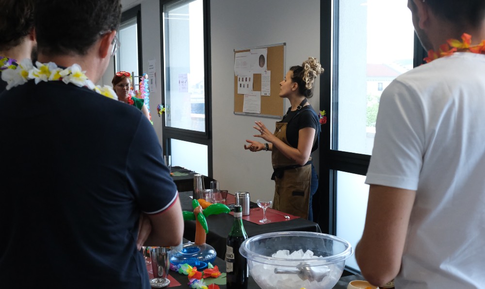Atelier création de cocktails à Lyon à domicile