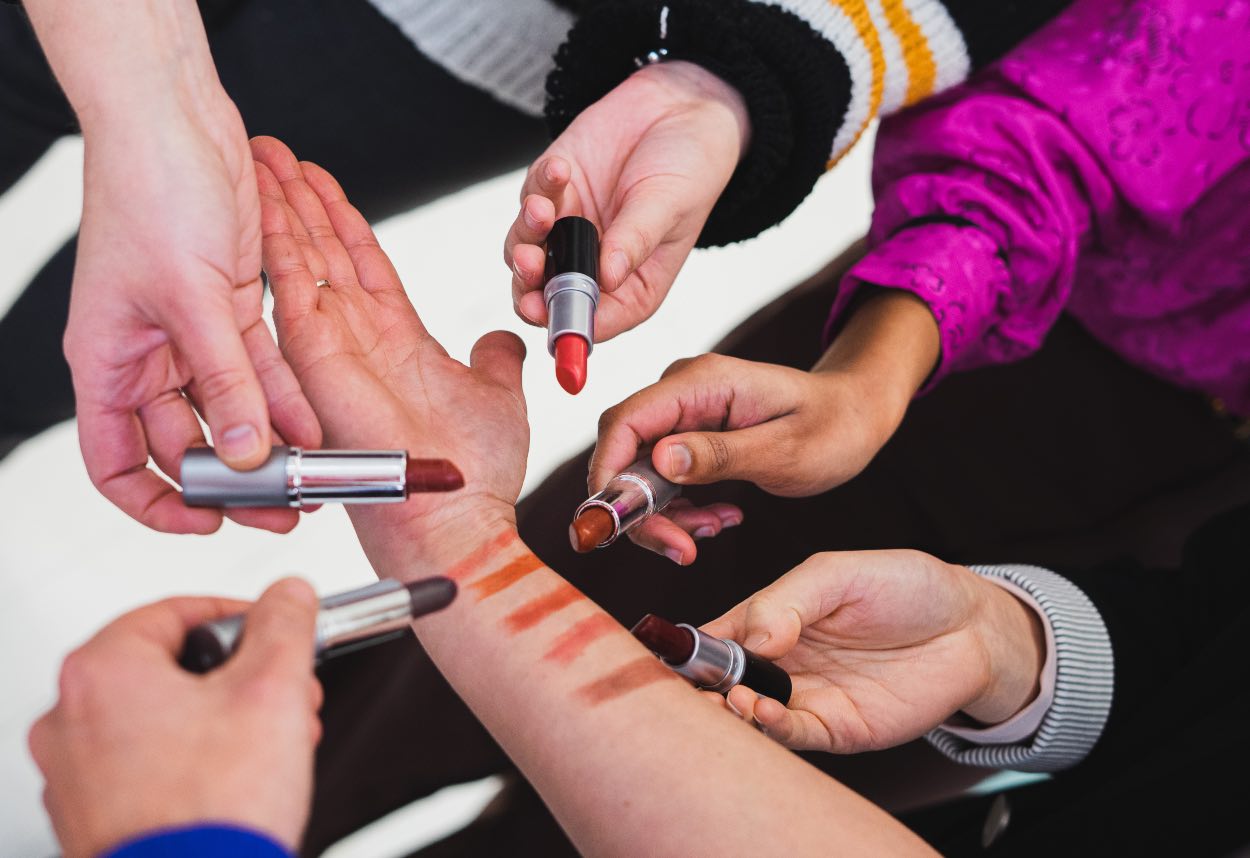 Ateliers DIY création de cosmétique, bougie et parfum à Lyon