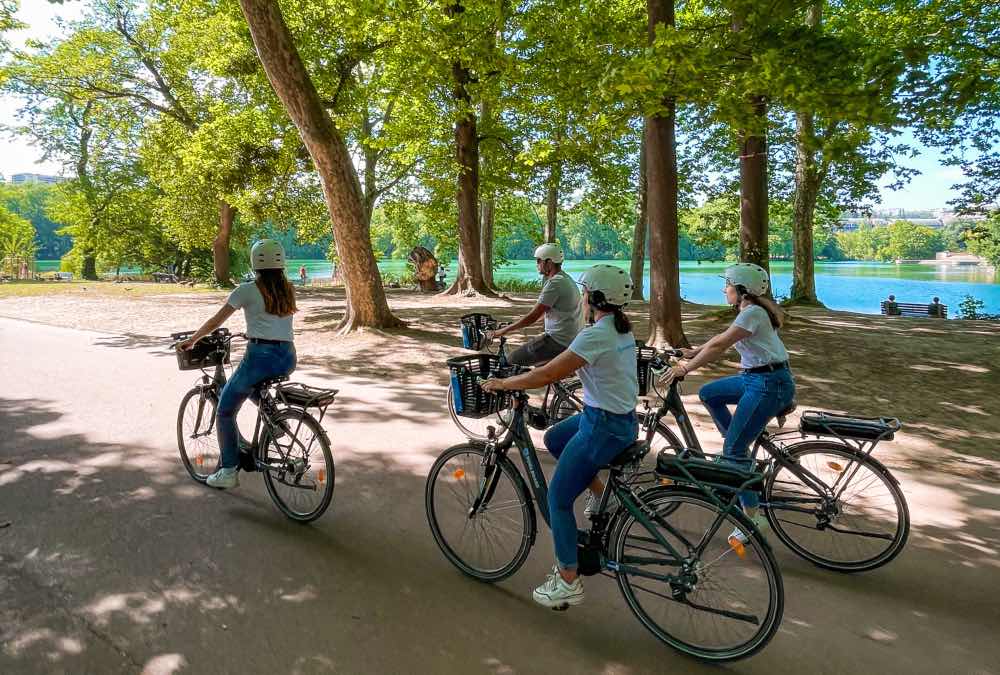 Lyon : visites guidées à vélo électrique