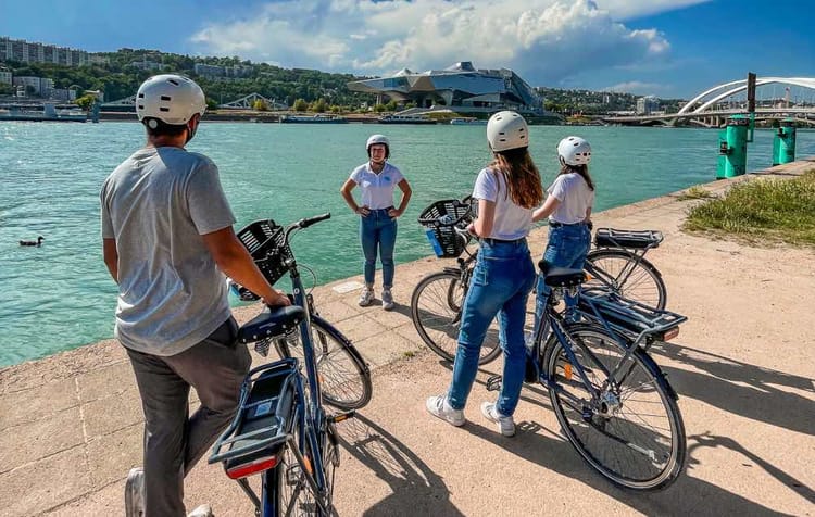 Lyon : visites guidées à vélo électrique