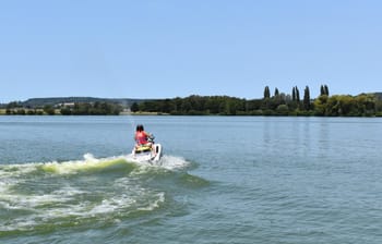 Location Jet ski - Lac de Pont L'évêque près de Deauville