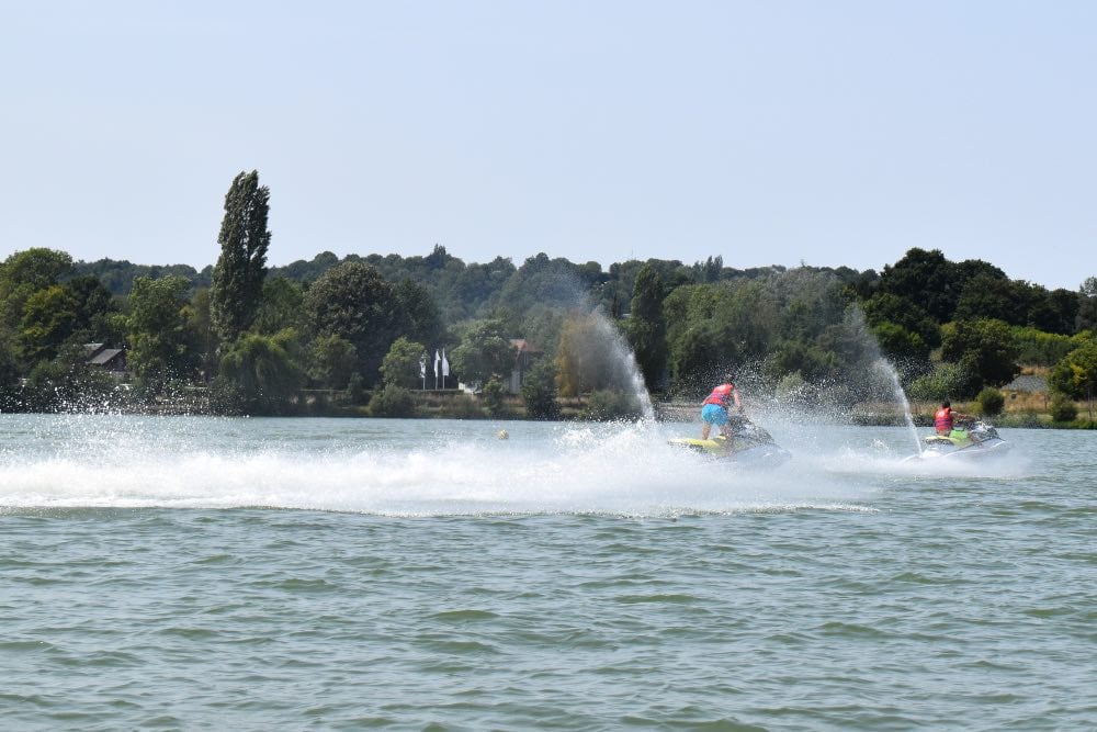 Location Jet ski - Lac de Pont L'évêque près de Deauville