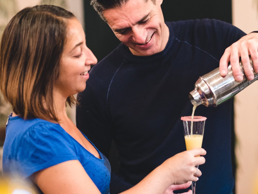 Atelier mixologie et création de cocktails pour les Team Building à Bordeaux