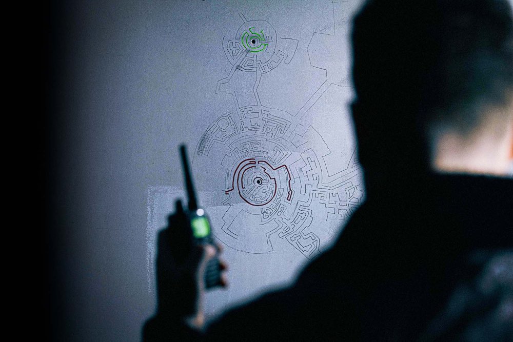 Enquête policière outdoor - mix entre Escape Game et Jeu de piste pour Teambuilding