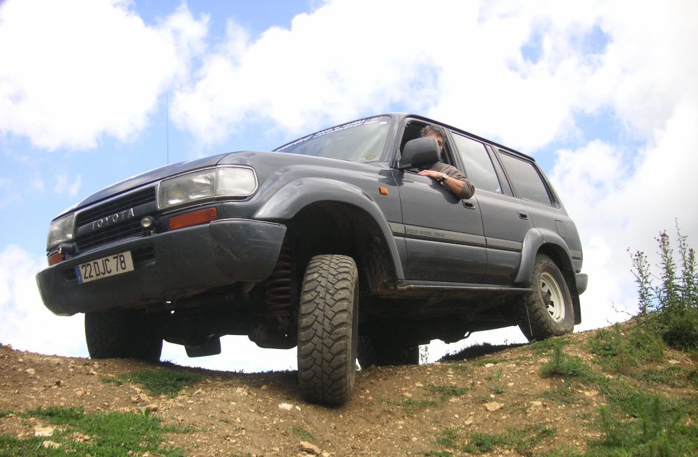 Initiation au pilotage de 4x4 autour du Château de Reilly