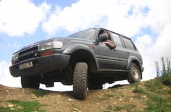 Initiation au pilotage de 4x4 autour du Château de Reilly
