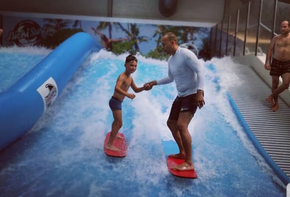 Surf intérieur sur vague artificielle - Marseille/Aix
