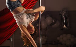 Cours de Pole Dance à Lisbonne spécial EVJF