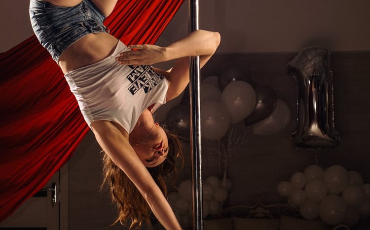 Cours de Pole Dance à Cracovie spécial EVJF