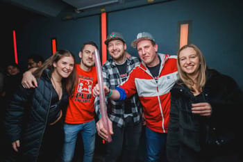 Tournée des bars et entrée en club à Prague