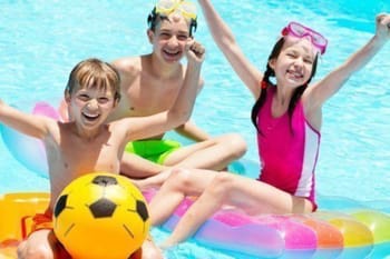 Anniversaire enfant à la pisicne d'Aquabike Center à Montpellier