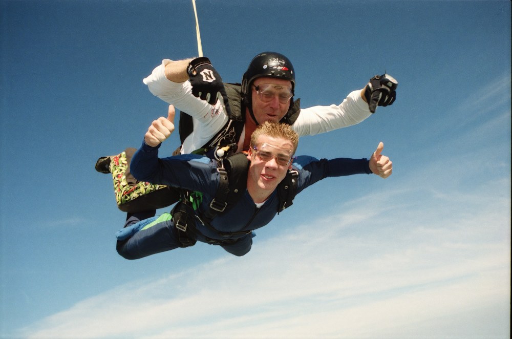 Bababox - Saut en Parachute