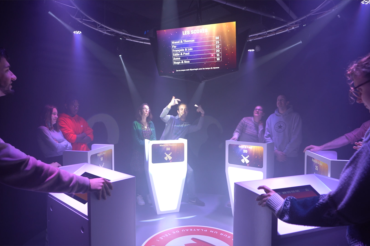 Salle de Quiz sur un plateau de télévision à Rennes