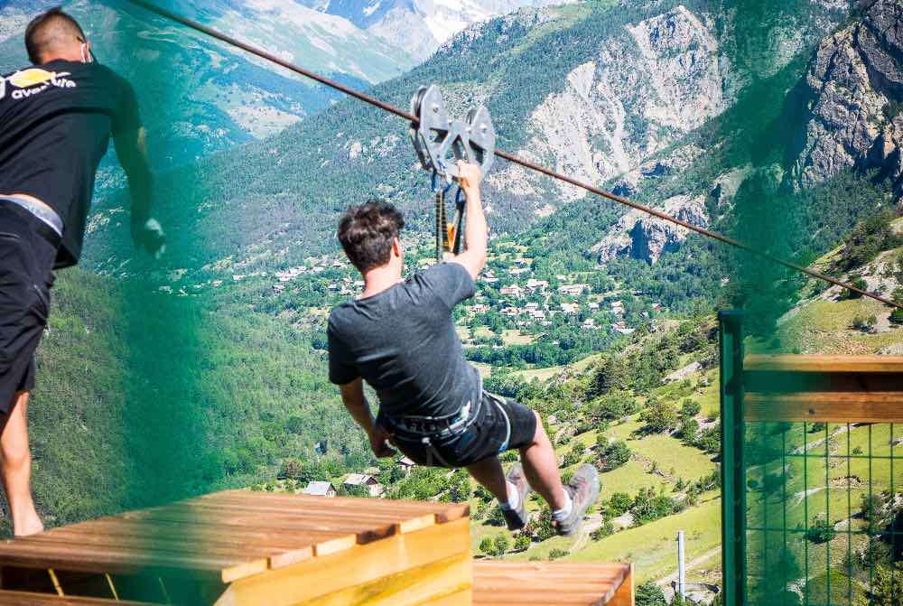 Tyrolienne géante près d'Embrun
