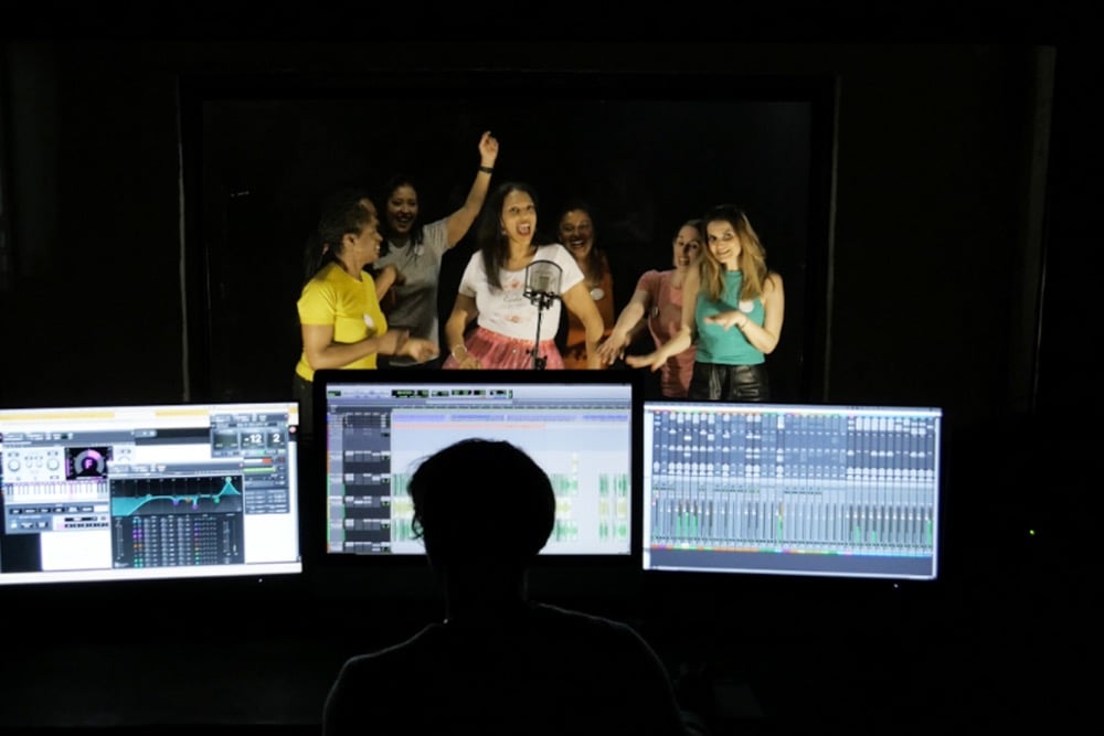 Enregistrement d'un single avec clip à Paris 20ème - spécial EVG & EVJF