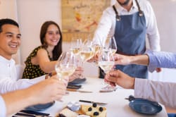 Jeux et Dégustation de fromages + vin (ou bière) à Paris et banlieue