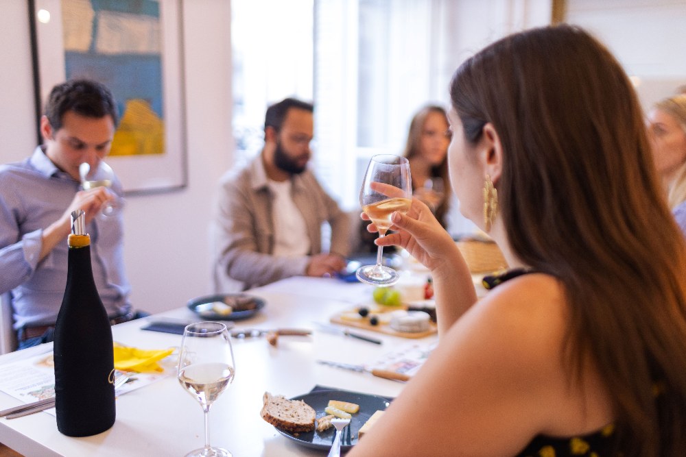 Jeux et Dégustation de fromages + vin (ou bière) à Paris et banlieue