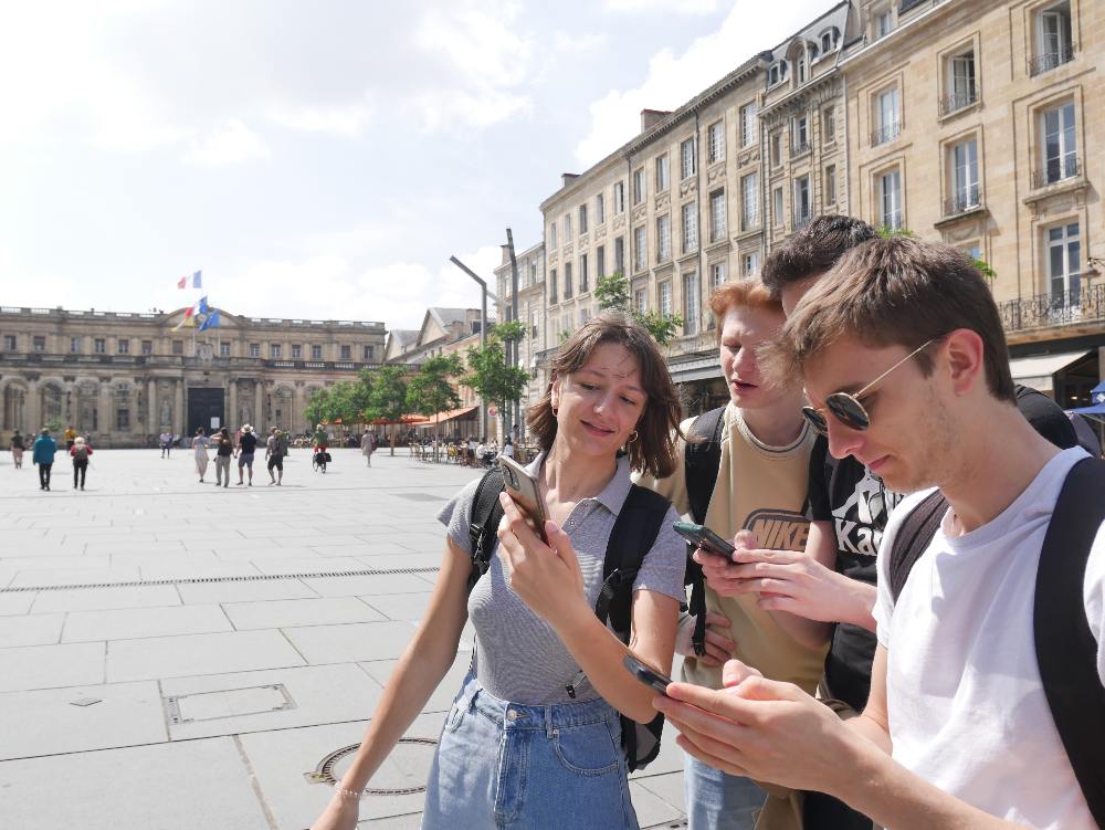 Escape-game extérieur à Bordeaux - le braquage - Jeu en autonomie 