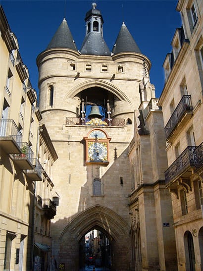Visite enquête historique à Bordeaux - Expérience ludique avec guides