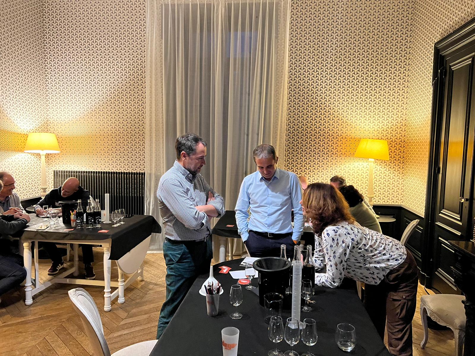 Création de votre propre cuvée de vin - Lieu de votre choix en Auvergne Rhône-Alpes