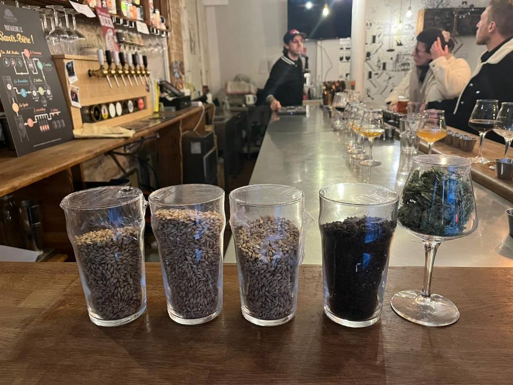 Atelier dégustation de bières artisanales à Pigalle