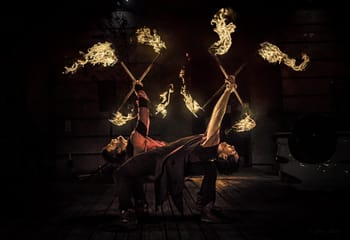 Spectacle cracheur de feu pour votre évènement à Paris / IDF