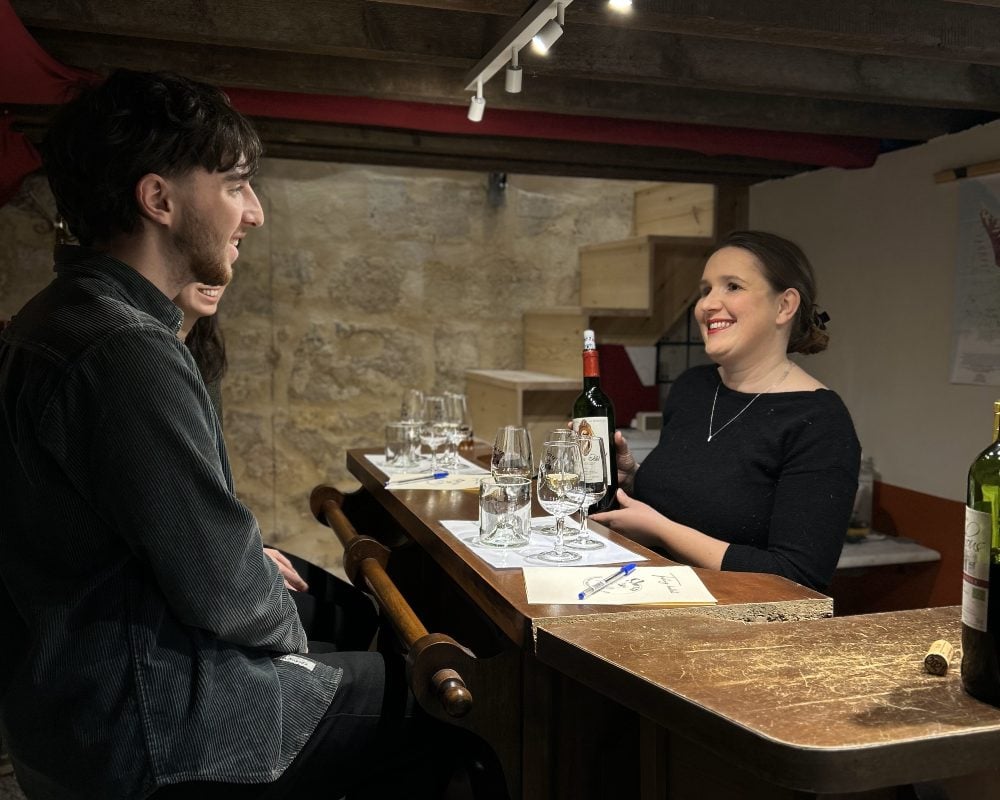 Initiation et cours de dégustation de vins à Bordeaux 